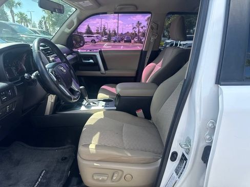 Used 2016 Toyota 4Runner SR5 RWD image 11