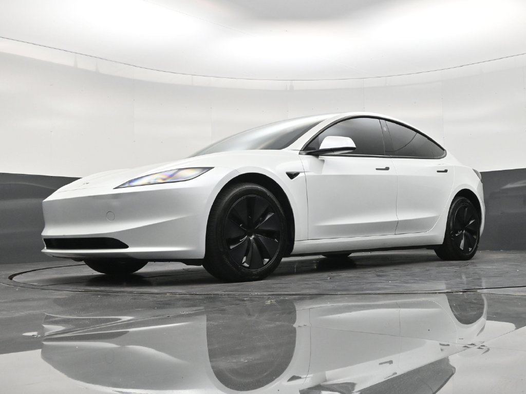 Used 2025 Tesla Model 3 Long Range RWD image 19