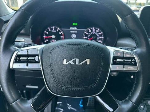 Used 2022 Kia Telluride SX w/ SX Prestige Package image 29