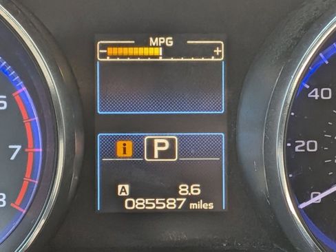 Used 2016 Subaru Legacy 2.5i Premium image 6