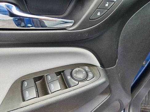 Used 2024 Chevrolet Equinox LS w/ LS Convenience Package AWD/4WD image 10