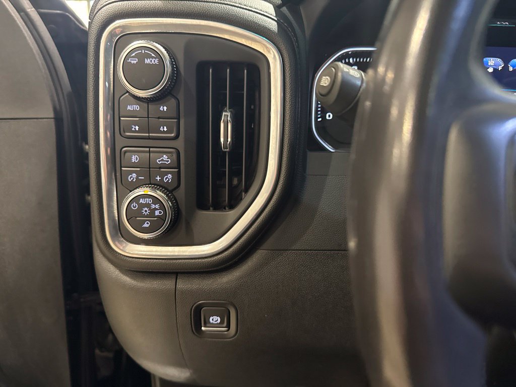 Used 2022 GMC Sierra 2500 Denali AWD/4WD image 36