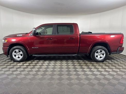 Used 2025 RAM 1500 Big Horn AWD/4WD image 7