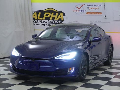 Used 2019 Tesla Model S Performance image 3