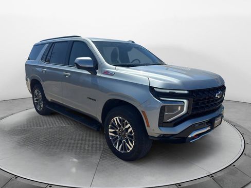 Used 2025 Chevrolet Tahoe Z71 AWD/4WD image 3