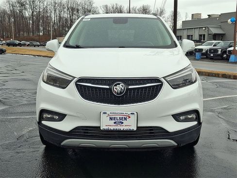 Used 2020 Buick Encore Essence image 29