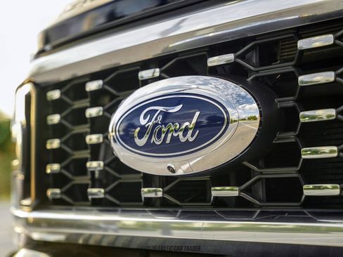 Used 2024 Ford F450 King Ranch w/ FX4 Off-Road Package AWD/4WD image 63