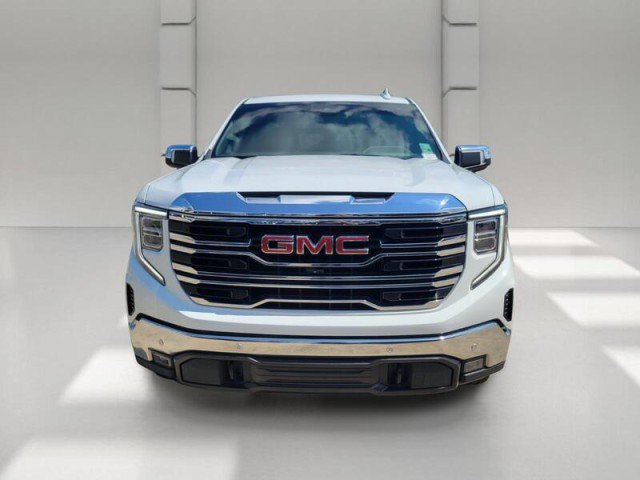 Used 2023 GMC Sierra 1500 SLT w/ SLT Premium Plus Package RWD image 2