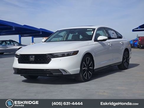 New 2026 Honda Accord Touring image 2