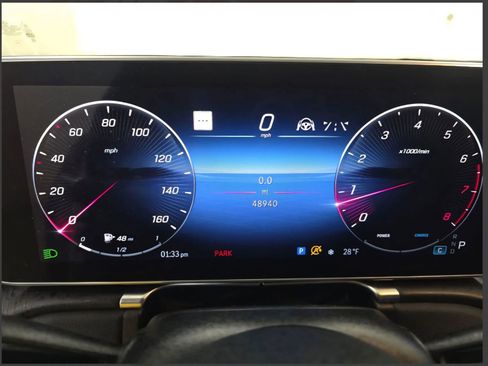 Used 2023 Mercedes-Benz S 500 4MATIC w/ AMG Line image 4