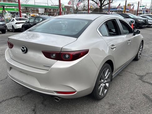 Used 2024 MAZDA MAZDA3 s image 8