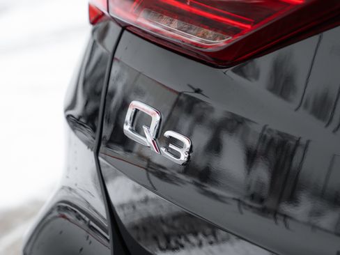 New 2025 Audi Q3 2.0T Premium image 27