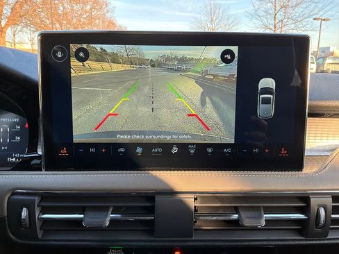 New 2026 Lincoln Corsair Premiere image 18