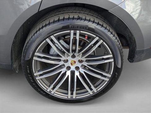 Used 2016 Porsche Macan S image 25