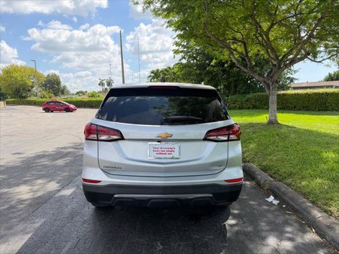 Used 2022 Chevrolet Equinox LT FWD image 6