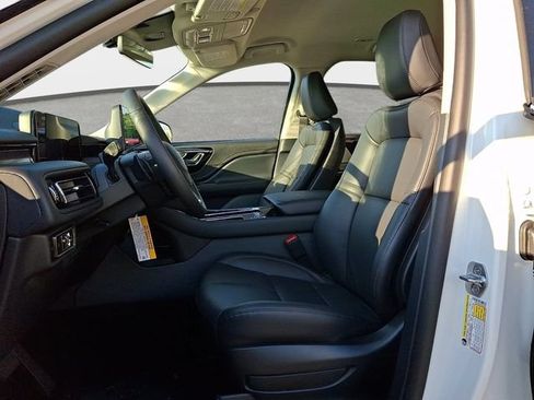 New 2026 Lincoln Aviator AWD image 11