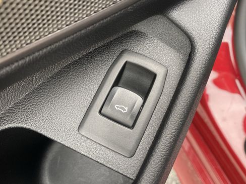 Used 2025 BMW M340i w/ Premium Package image 27