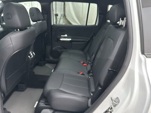 New 2026 Mercedes-Benz GLB 250 image 23