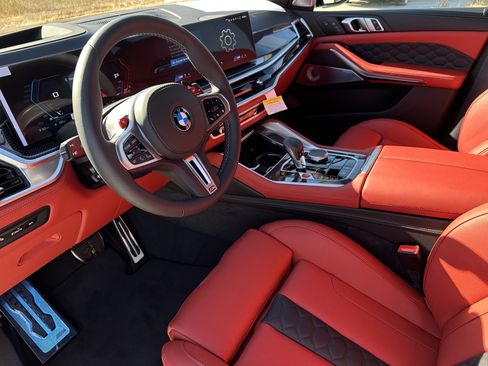New 2026 BMW X5 M Competition w/ Executive Package image 9