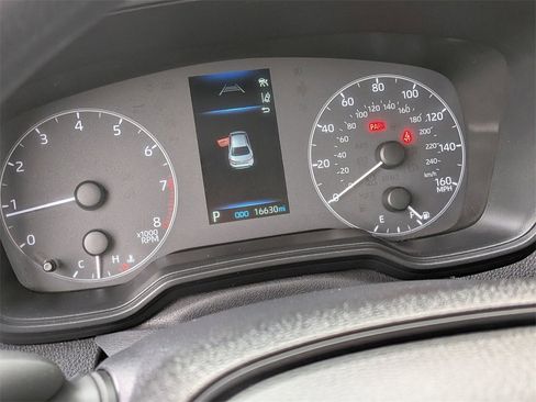 Used 2025 Toyota Corolla LE image 16