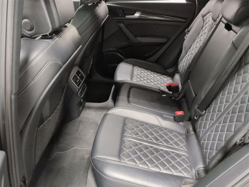 Used 2019 Audi SQ5 Premium Plus w/ Premium Plus Package image 21