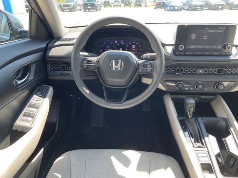 Used 2023 Honda Accord LX image 11