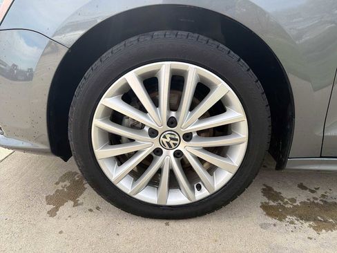 Used 2016 Volkswagen Jetta SEL w/ Lighting Package image 10