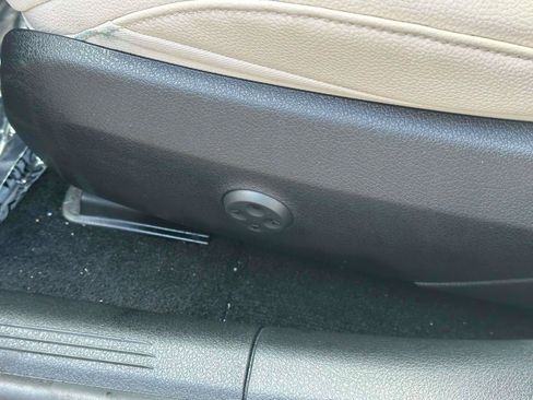 Used 2022 Mercedes-Benz C 300 4MATIC Sedan image 21