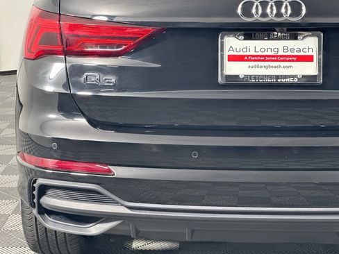 Used 2023 Audi Q3 2.0T Premium w/ Convenience Package AWD/4WD image 17