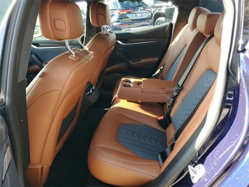 Used 2019 Maserati Ghibli GranLusso image 10