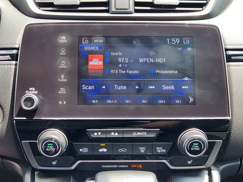 Used 2020 Honda CR-V Touring image 11