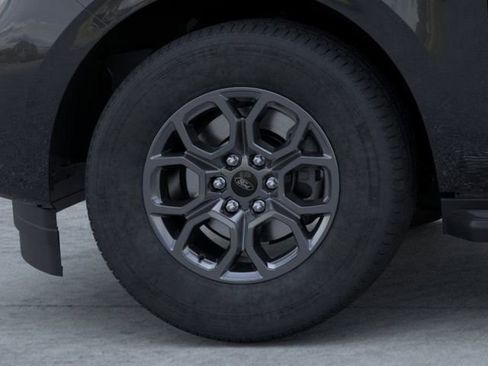 New 2025 Ford Expedition Active image 19