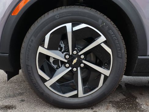 New 2026 Chevrolet Equinox EV LT image 26