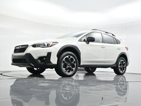 Used 2023 Subaru Crosstrek 2.0i image 40