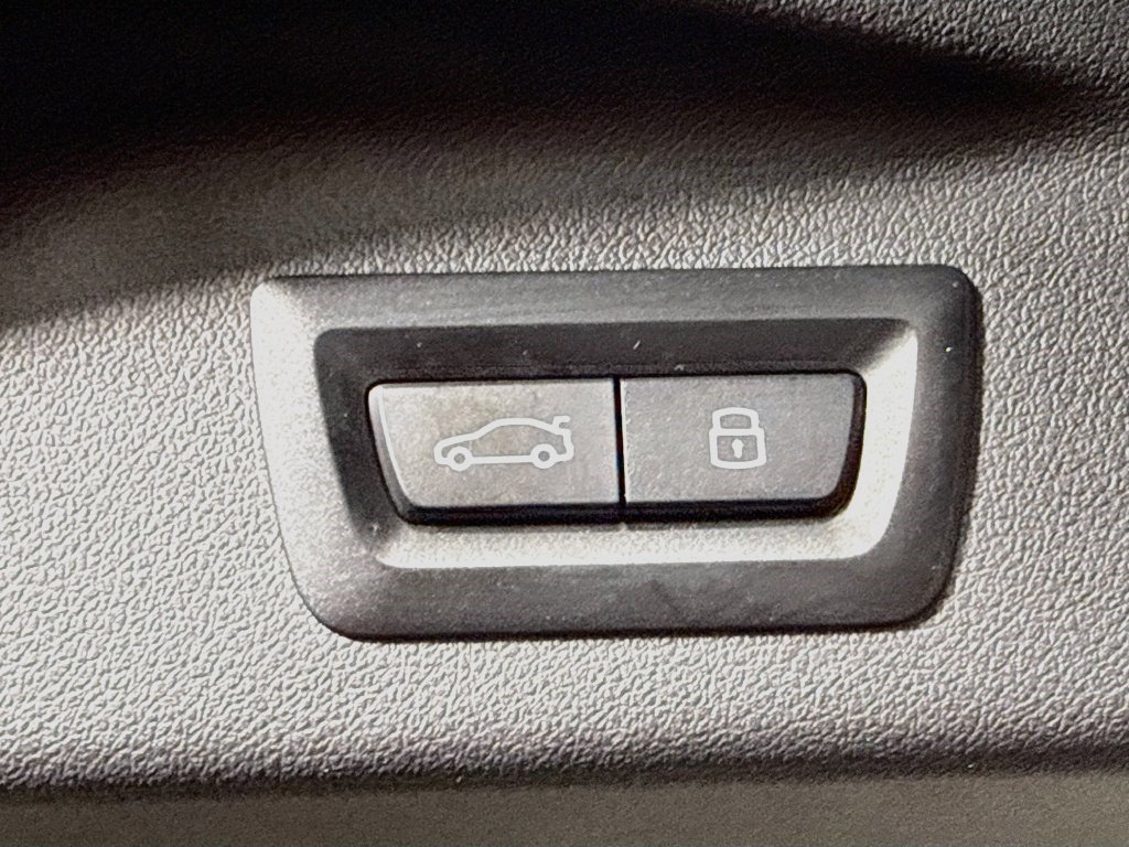 Used 2026 BMW X7 xDrive40i AWD/4WD image 47