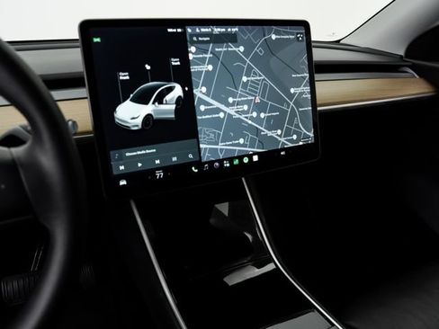 Used 2020 Tesla Model Y Performance AWD/4WD image 18