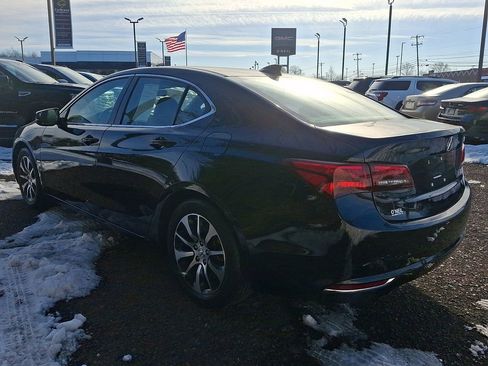 Used 2017 Acura TLX w/ Technology Package image 4