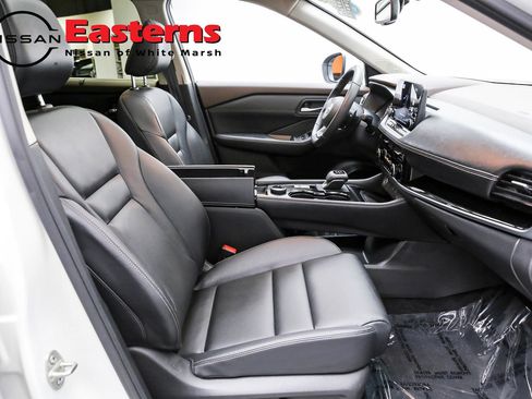 Used 2023 Nissan Rogue SL w/ SL Premium Package AWD/4WD image 26