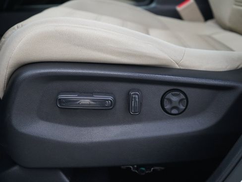 Used 2019 Honda CR-V EX image 27