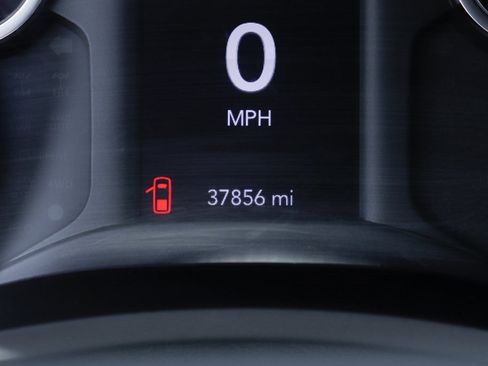 Used 2022 RAM 2500 Tradesman w/ Chrome Appearance Group image 23