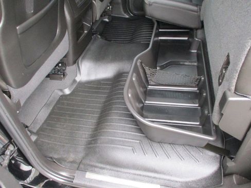 Used 2015 GMC Sierra 2500 Denali w/ Driver Alert Package image 24