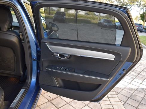 Used 2020 Volvo S90 T6 R-Design image 75