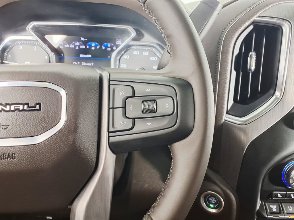 Used 2023 GMC Sierra 2500 Denali AWD/4WD image 19