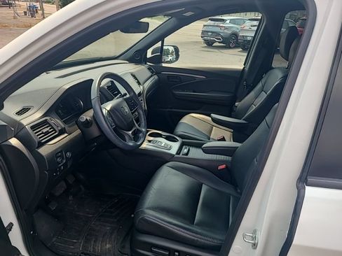 Used 2023 Honda Passport EX-L image 13