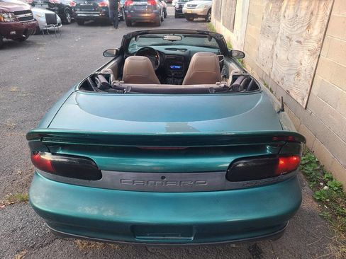 Used 1997 Chevrolet Camaro Z28 w/ Preferred Equipment Group 2 image 7