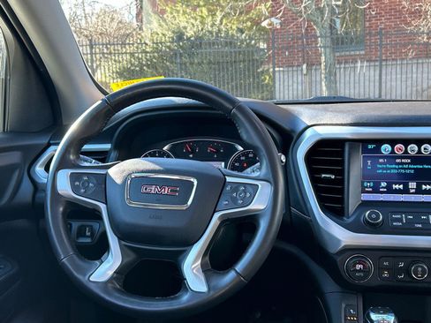 Used 2019 GMC Acadia SLT image 26