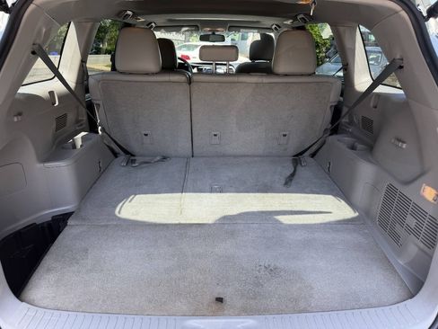 Used 2016 Toyota Highlander XLE AWD/4WD image 24