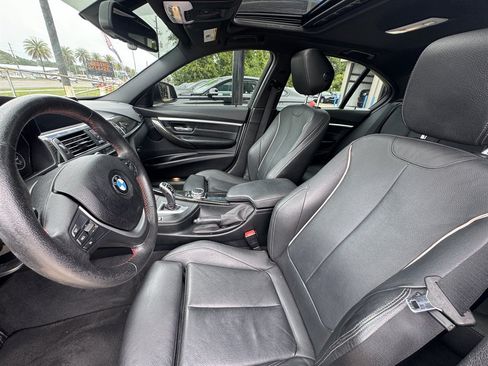 Used 2017 BMW 330i Sedan RWD image 10