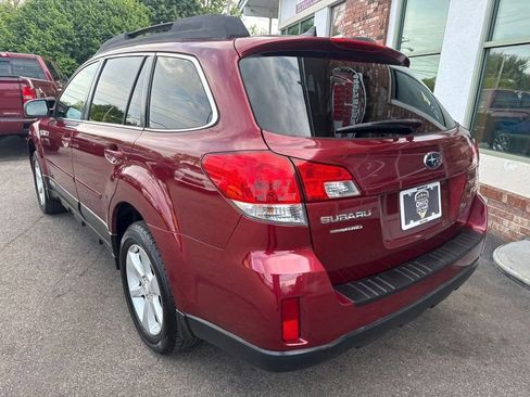 Used 2014 Subaru Outback 2.5i Premium AWD/4WD image 7