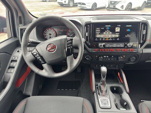 New 2026 Nissan Frontier PRO-4X w/ Pro-4x Convenience Package image 13